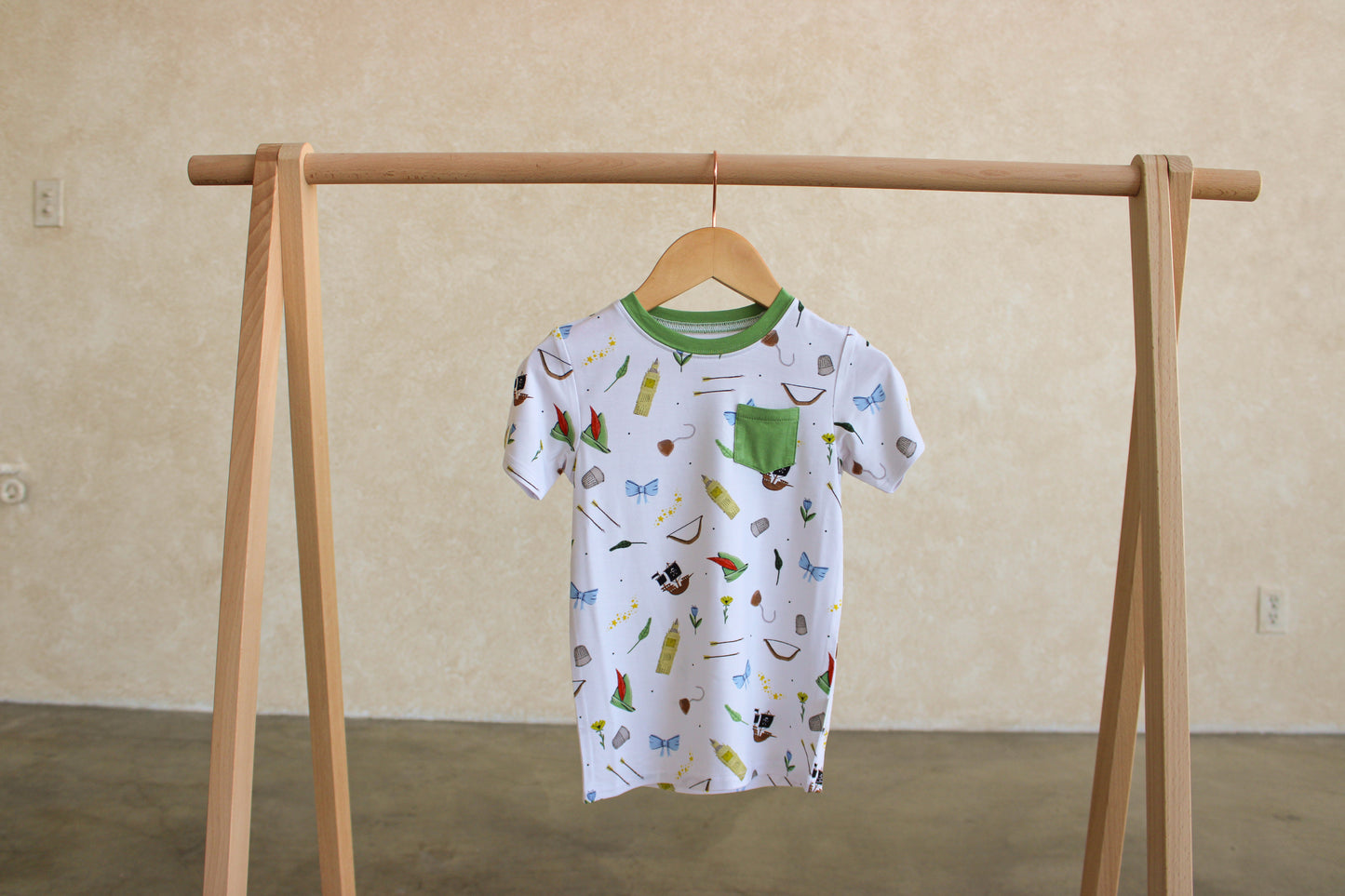 Story Time - Big Adventure - Unisex Pocket Tee